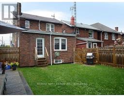 811 Coxwell Avenue, Toronto, ON M4C3E5 Photo 16