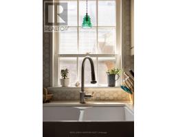 30 Kelsonia Avenue, Toronto, ON M1M1B3 Photo 16