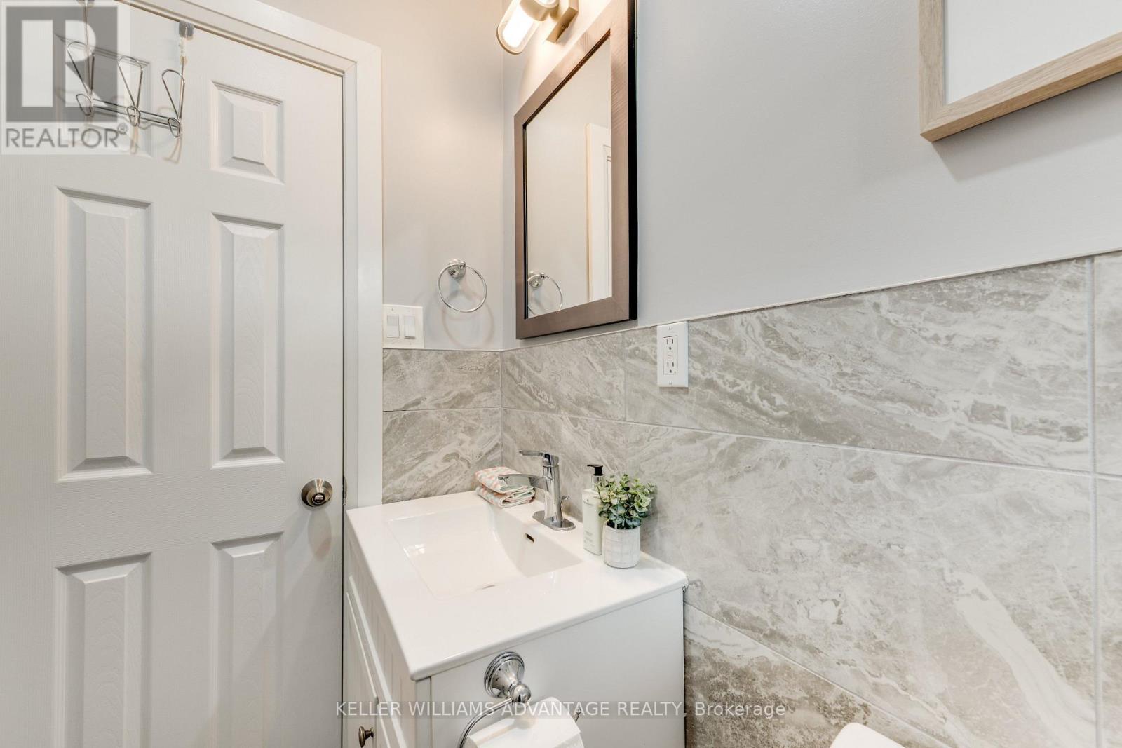 530 CARLAW AVENUE - 19