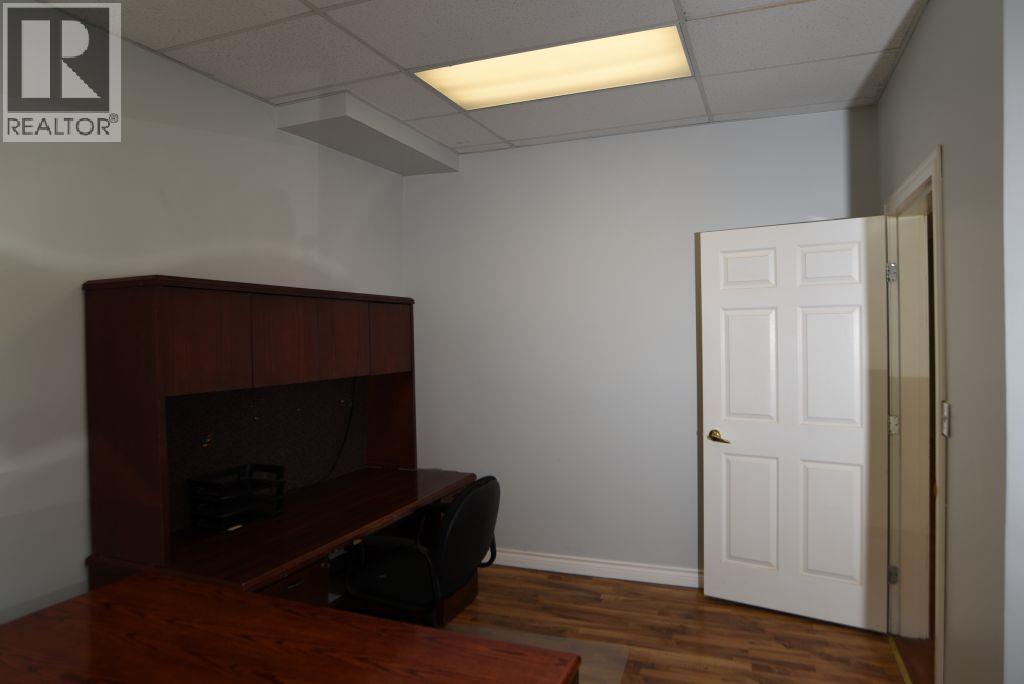 1267 & 1255 Cedar Avenue, Trail