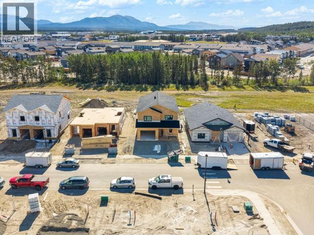 24 ALERT AVENUE - 6