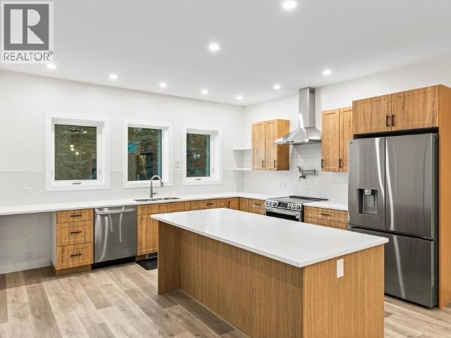 24 ALERT AVENUE - Image 14