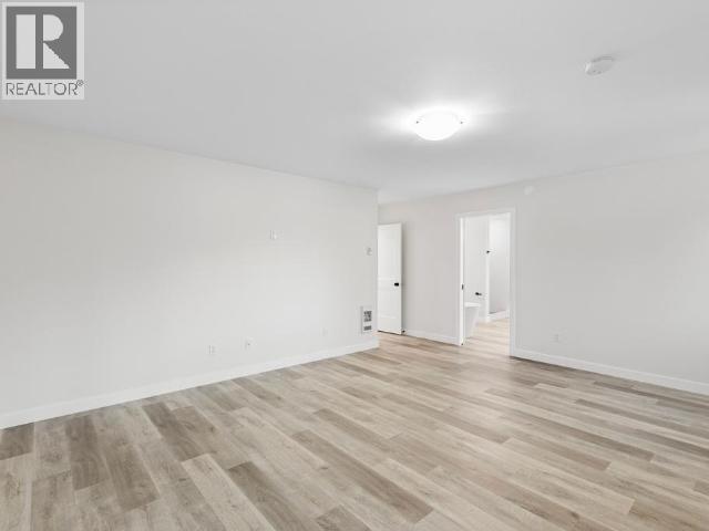 24 ALERT AVENUE - Image 29