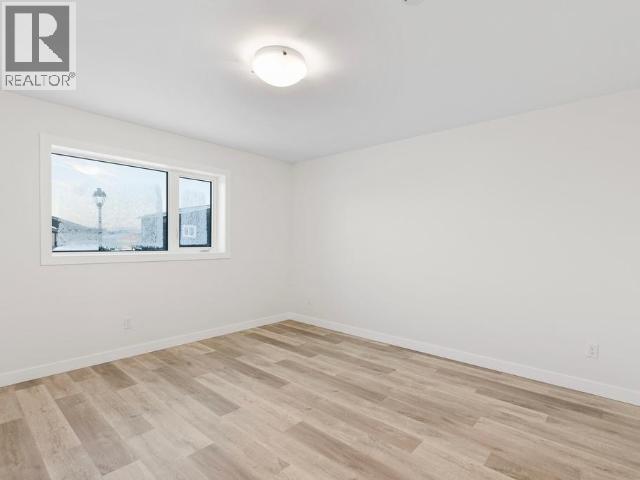 24 ALERT AVENUE - Image 43