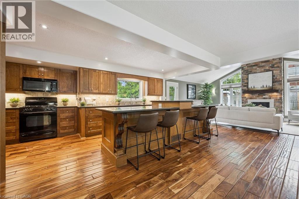 112 MARGARET Avenue N - 11