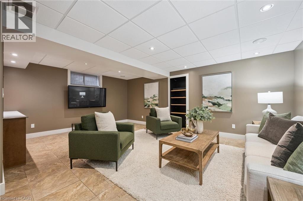 112 MARGARET Avenue N - 34