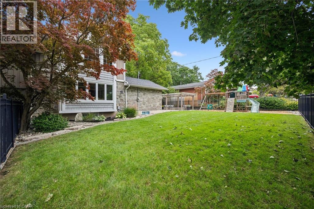 112 MARGARET Avenue N - 39