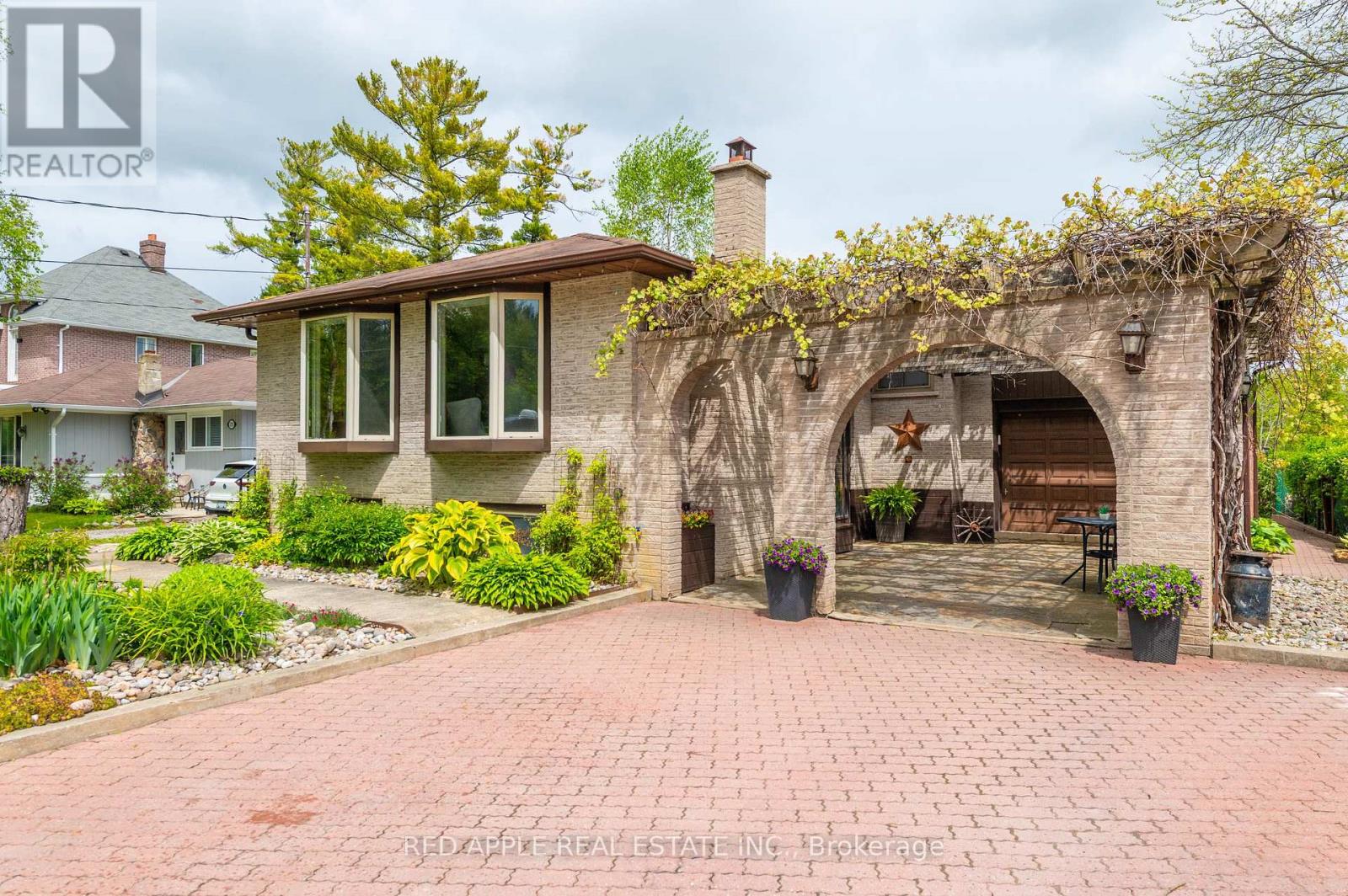233 SAND ROAD, East Gwillimbury (Holland Landing) — photo 6
