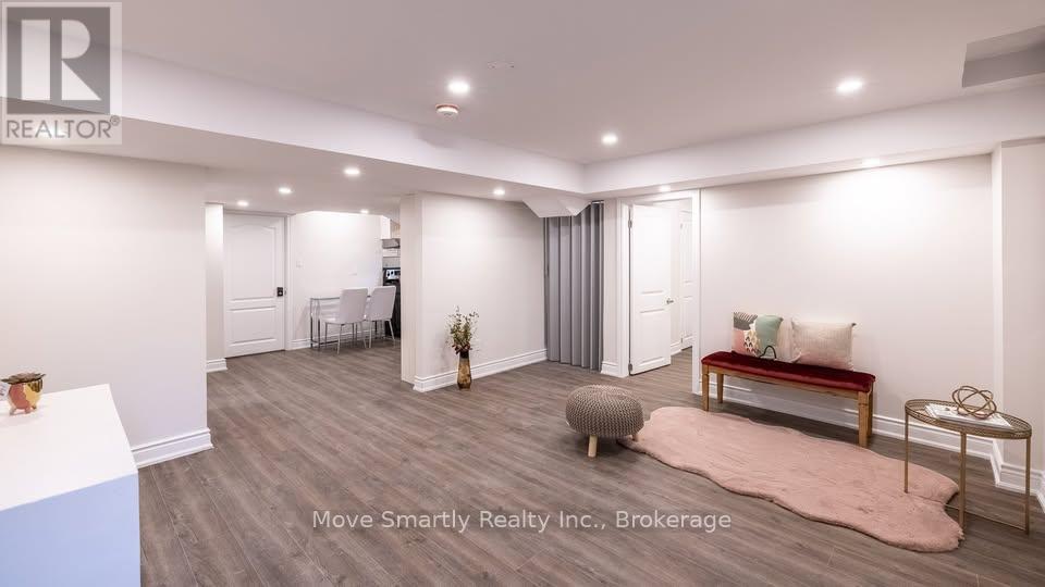 Photo of 131 Bentwood Crescent