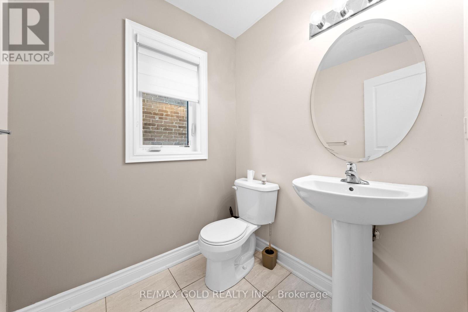 600 MACTIER DRIVE - 15