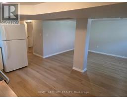 Lower - 35 Oak Street, Barrie, ON L4M3V3 Photo 8