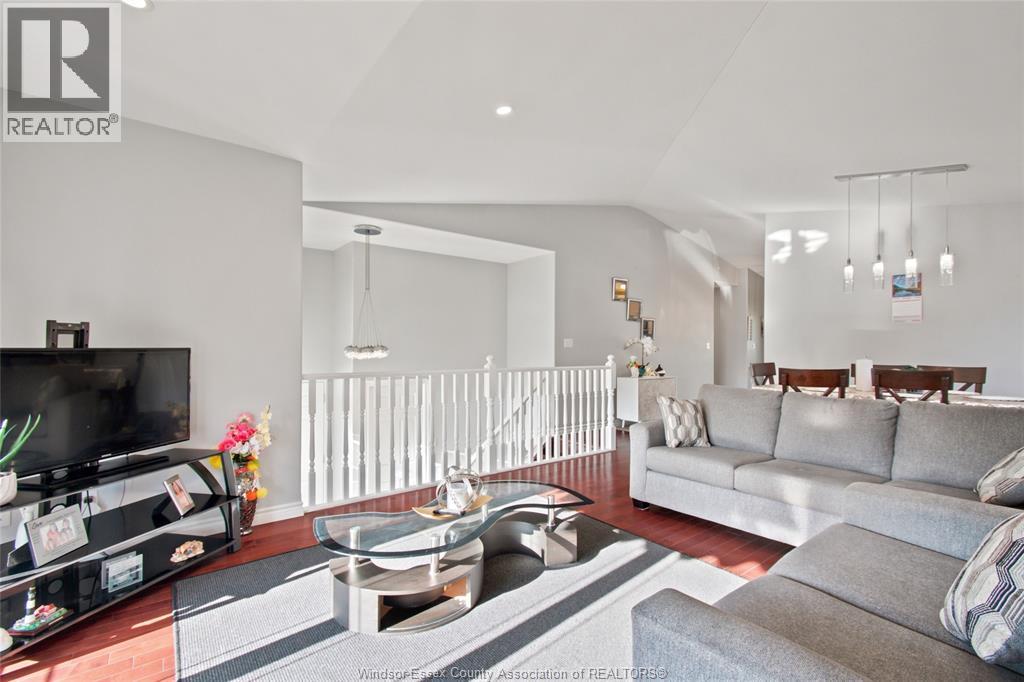 1596 MORNINGSTAR AVENUE - Image 11