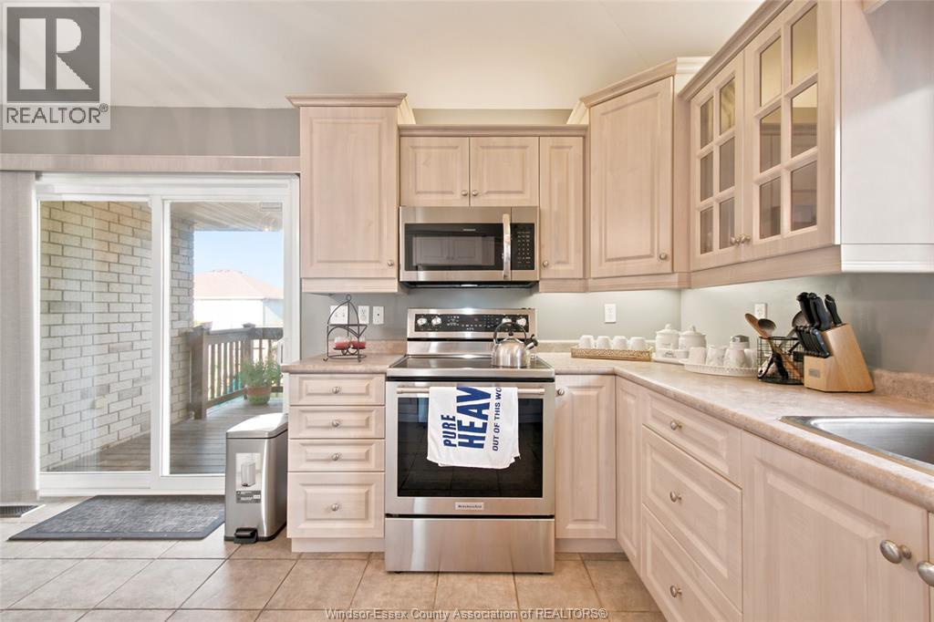 1596 MORNINGSTAR AVENUE - Image 16