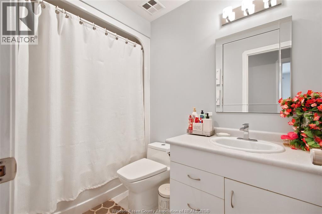 1596 MORNINGSTAR AVENUE - 24