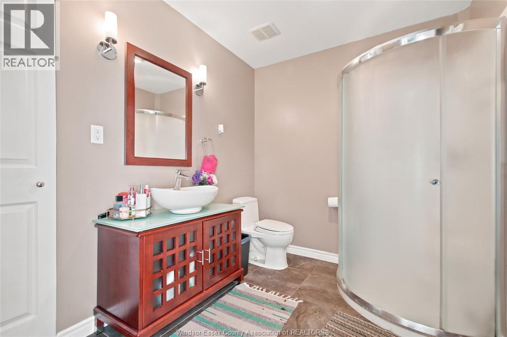 1596 MORNINGSTAR AVENUE - Image 29