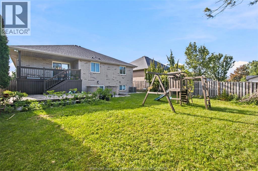 1596 MORNINGSTAR AVENUE - Image 32