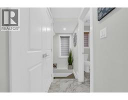 Foyer - 80 Laird, Essex, ON N8M1S1 Photo 14