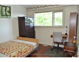 15 Brantley Crescent, Toronto, ON M3J1X4 Photo 13