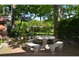 15 Brantley Crescent, Toronto, ON M3J1X4 Photo 28
