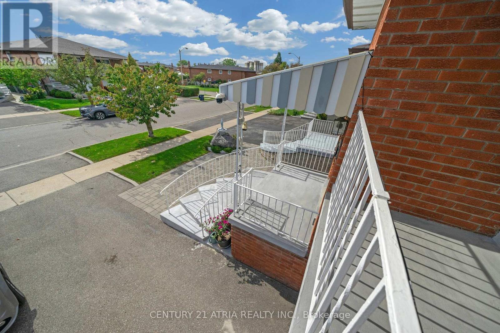 34 SAWMILL ROAD - 11