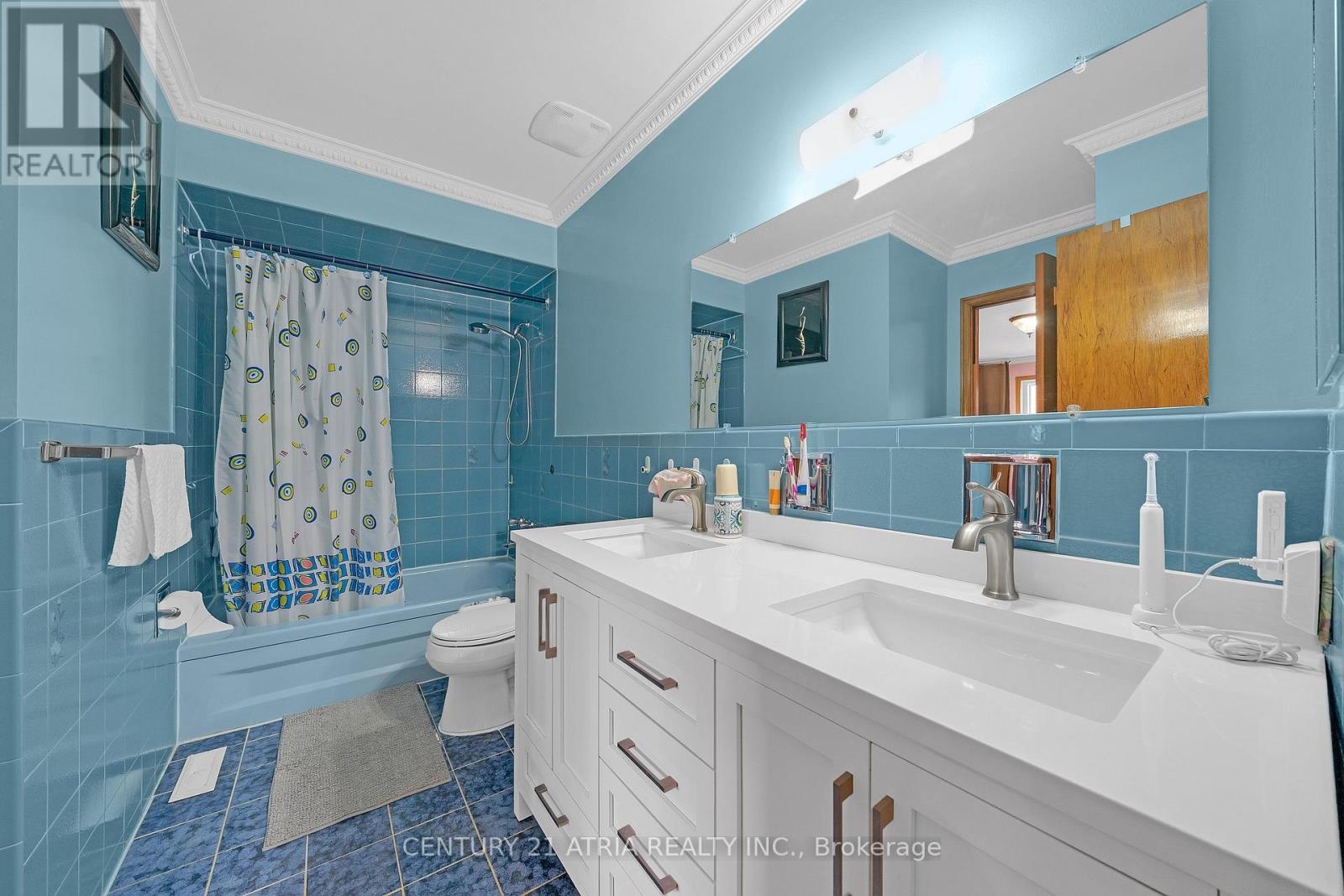 34 SAWMILL ROAD - 19