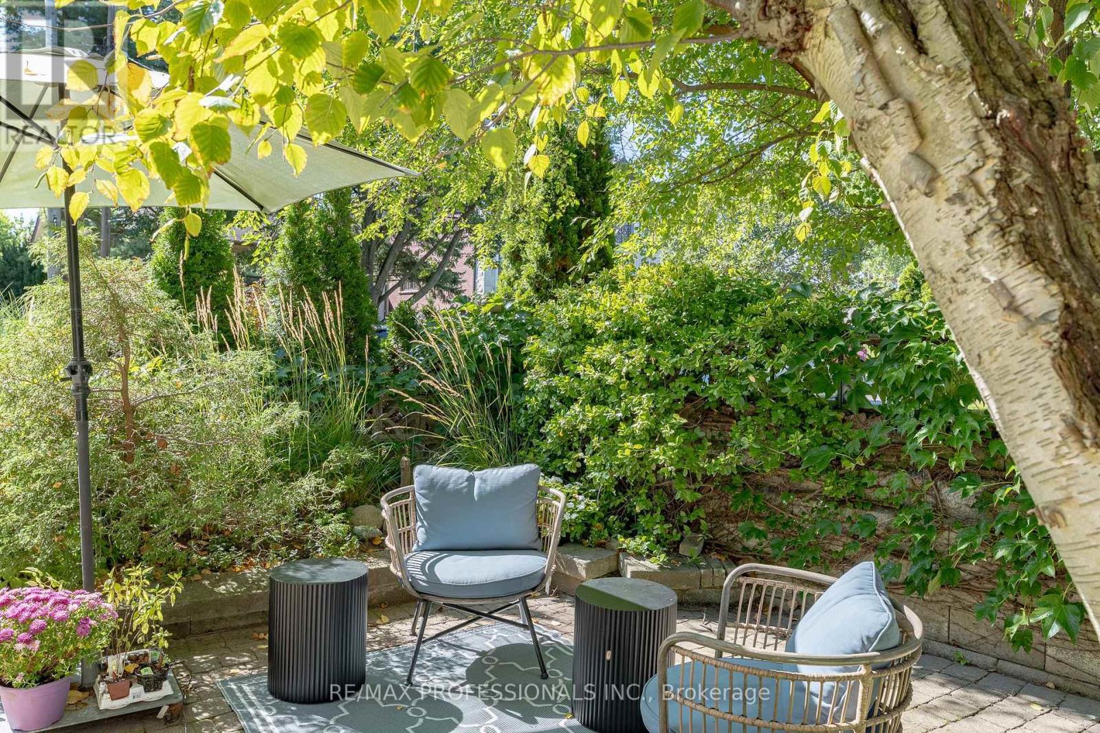 60 FERNALROY BOULEVARD - 35