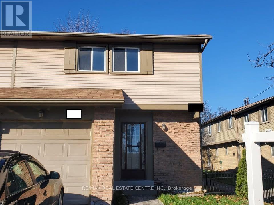 ##20 57 Hansen Road North, Brampton (Madoc), Ontario, L6V3C6, Brampton (Madoc), Ontario — photo 1 of 5