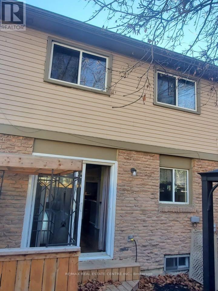 ##20 57 Hansen Road North, Brampton (Madoc), Ontario, L6V3C6, Brampton (Madoc), Ontario — photo 2 of 5