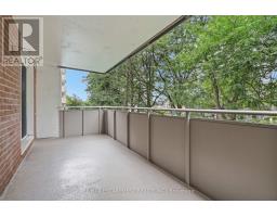 Bathroom - 203 - 1415 Ghent Avenue, Burlington, ON L7S1X4 Photo 9