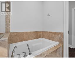 1302 Hillview Crescent, Oakville, ON L6H2C7 Photo 24