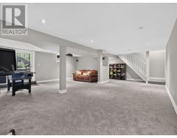 1302 Hillview Crescent, Oakville, ON L6H2C7 Photo 37