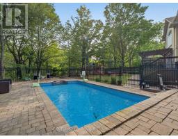 1302 Hillview Crescent, Oakville, ON L6H2C7 Photo 44