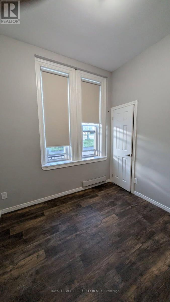 2 - 44 MAIN STREET N, Halton Hills (Georgetown) — photo 6