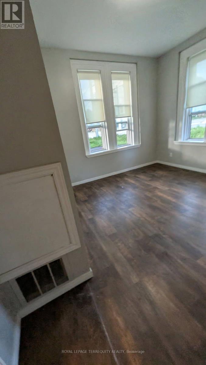 2 - 44 MAIN STREET N, Halton Hills (Georgetown) — photo 8