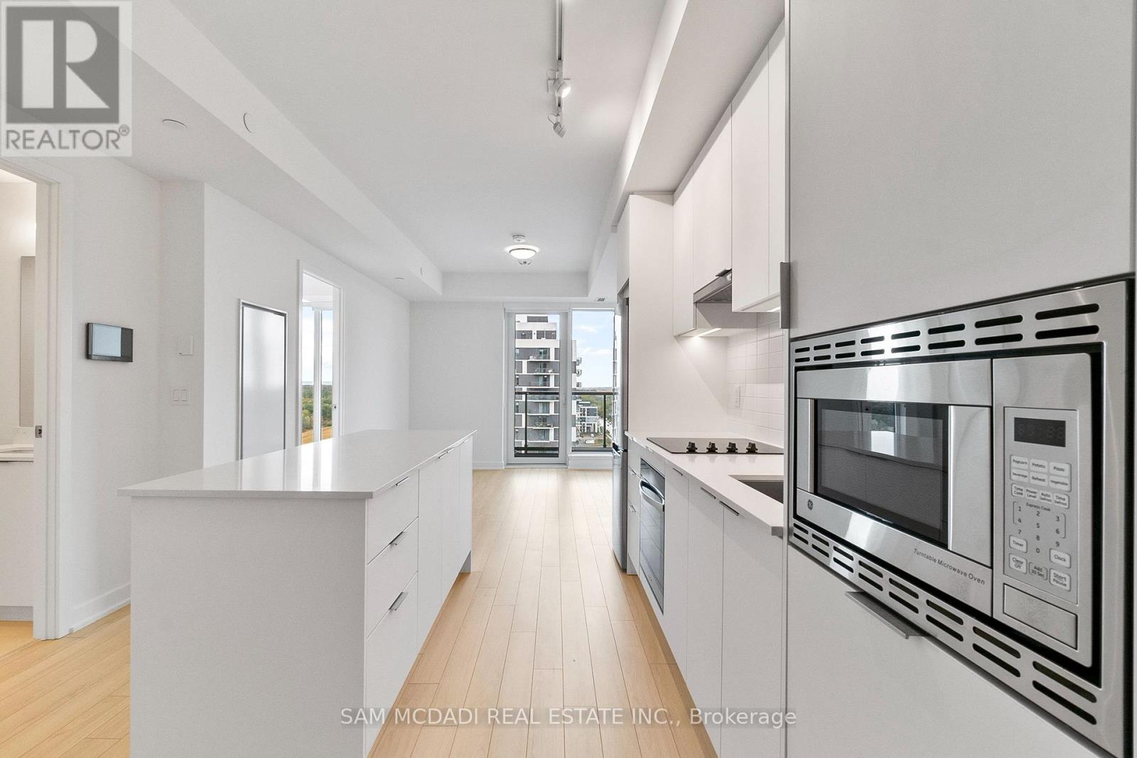 1805 - 3079 TRAFALGAR ROAD, Oakville (JM Joshua Meadows) — photo 2