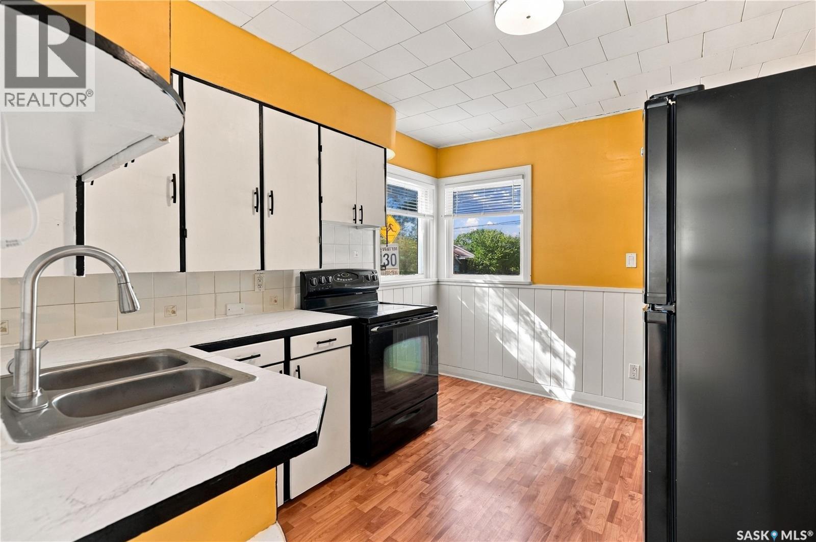 1280 King STREET - 13