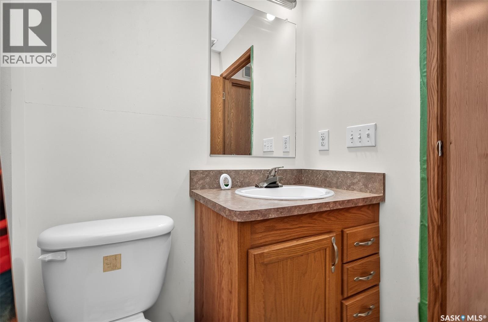 J5 1295 9th AVENUE NE, Moose Jaw — photo 18