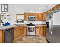J5 1295 9th Avenue Ne, Moose Jaw, SK S6J1C5 Photo 11