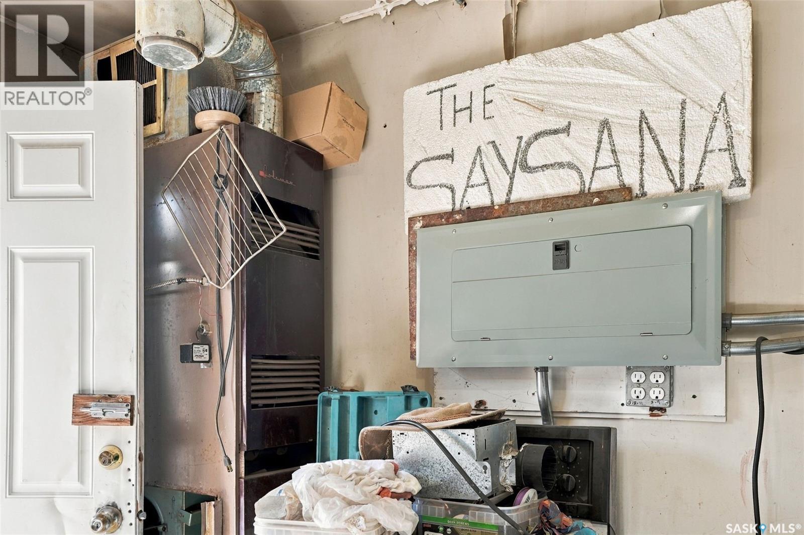 2210 20th STREET W - Image 38