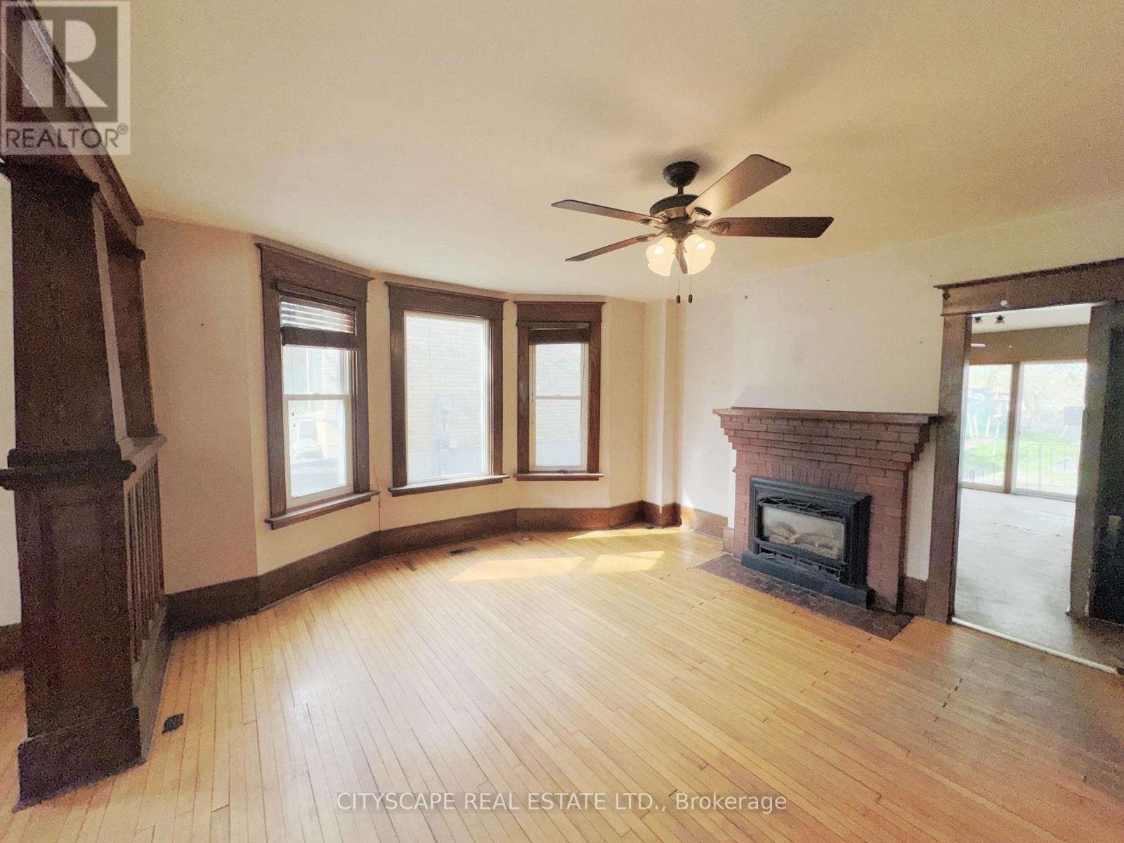 15 HUMBERSTONE AVENUE, Brantford — photo 10