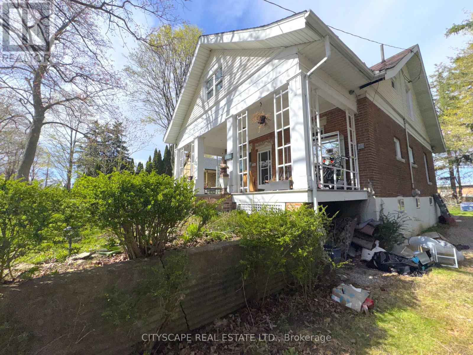15 HUMBERSTONE AVENUE, Brantford — photo 4
