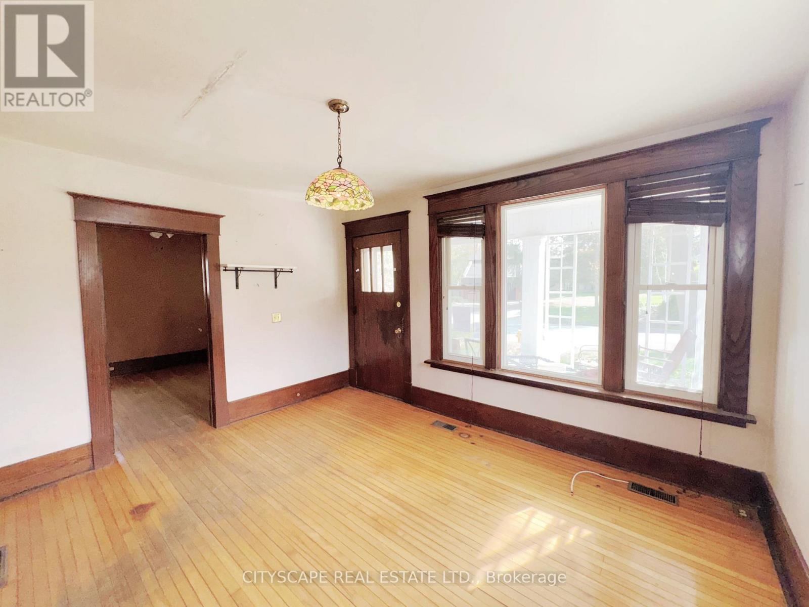 15 HUMBERSTONE AVENUE, Brantford — photo 6