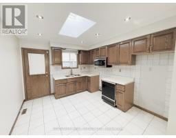 Family room - 7 Quincy Court, Hamilton, ON L8W2T4 Photo 12