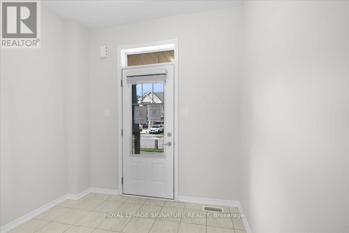 11 AMOS AVENUE, Brantford — photo 4