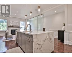 340 St Germain Avenue, Toronto, ON M5M1W5 Photo 12