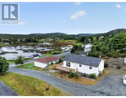 18 Rocky Pond Road thumbnail 4