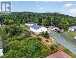 18 Rocky Pond Road thumbnail 5