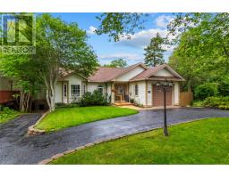 48 Squires Avenue thumbnail 2