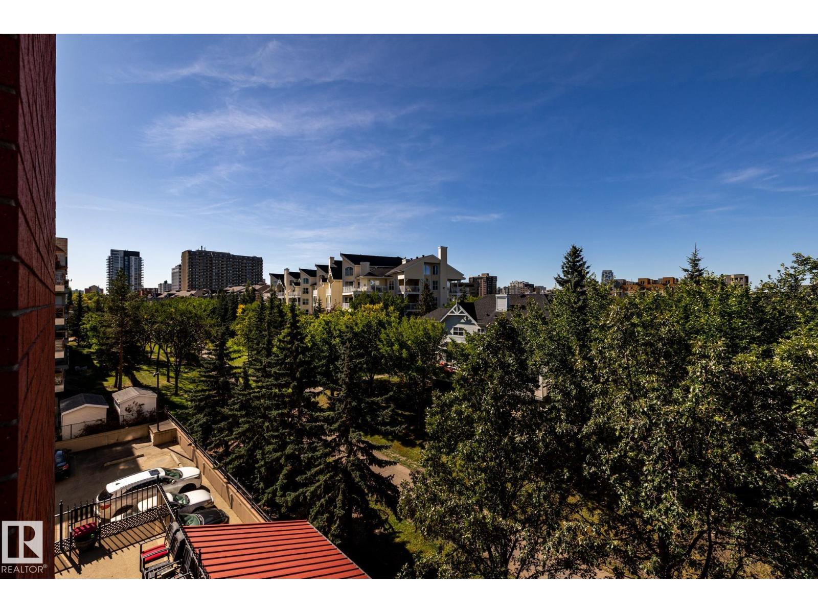 #406 10909 103 AV NW - 2