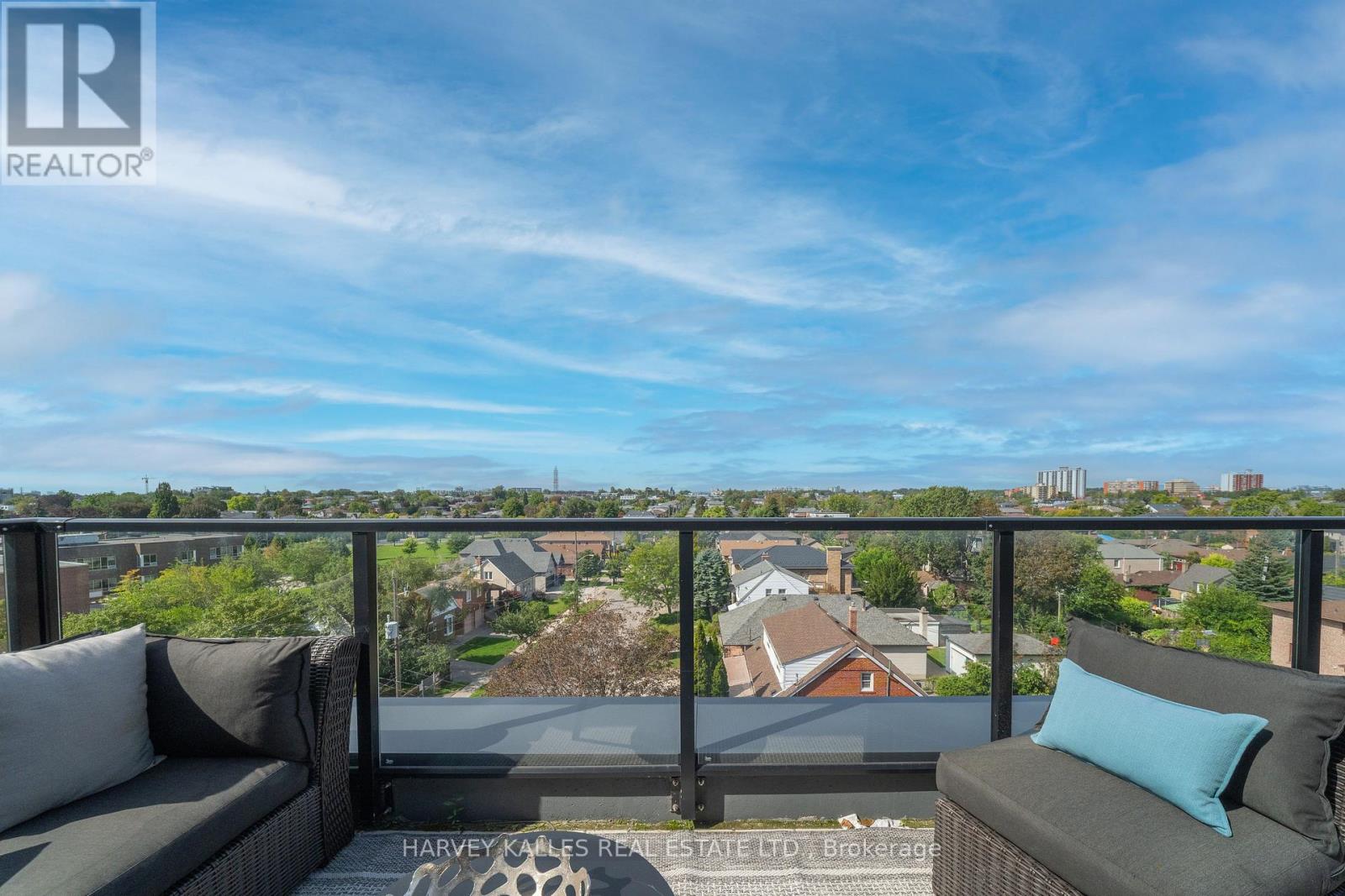 #606 556 MARLEE AVENUE - Image 35